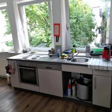 Privatunterkunft Samowar Twin For Max 2 Persons With A Bed And A Couch München